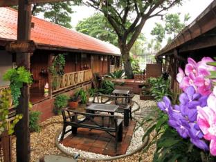 ロッブリー タイ 予約 Lopburi agoda.com