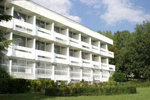 Албена Болгария бронирование booking.com