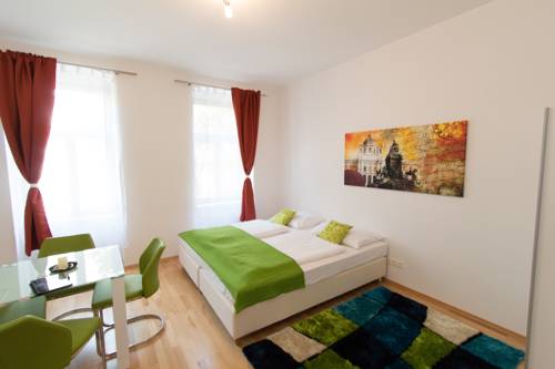Вена Австрия бронирование booking.com