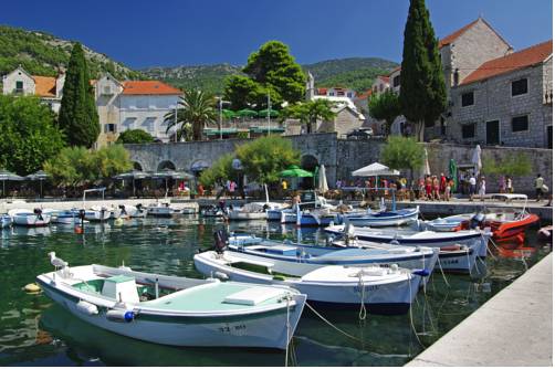 Bol Croatie reservation booking.com