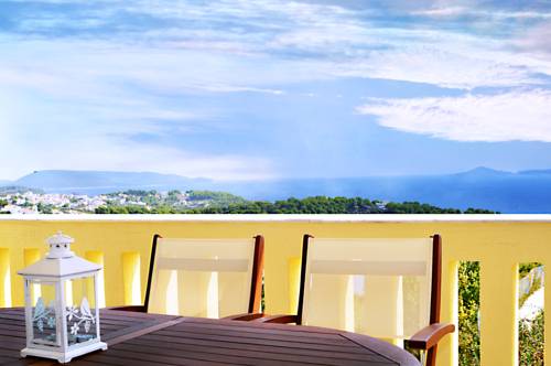 Патитирион Греция бронирование booking.com