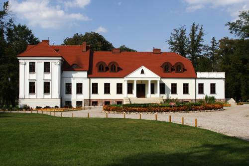 Chotów Польша бронирование booking.com