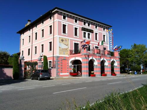 Тривиньяно Удинезе Италия бронирование booking.com