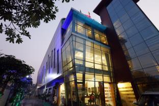 Vrindavan India hotel reservation