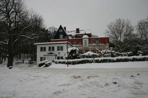 Эльза Германия бронирование booking.com