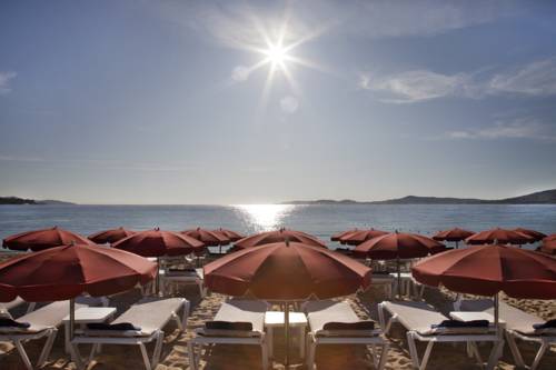 ポールグリモー フランス 予約 Port Grimaud booking.com