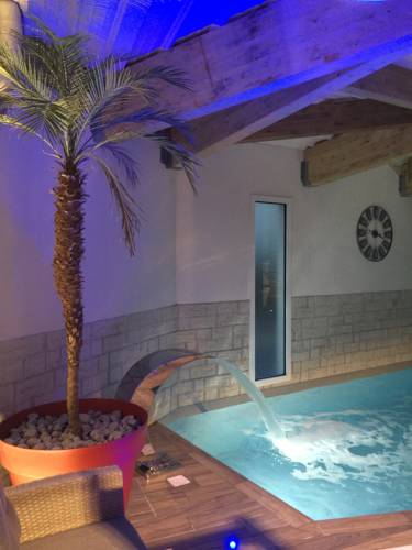Les Sables d'Olonne France reservation booking.com