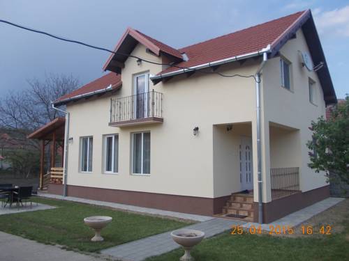 Hateg Румыния бронирование booking.com
