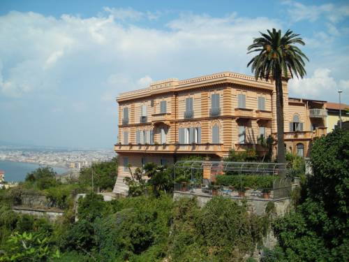 Castellammare di Stabia Италия бронирование booking.com