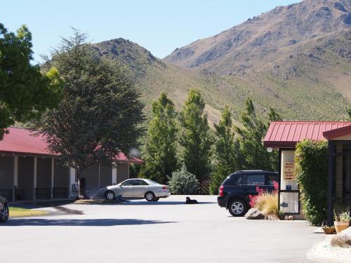 Omarama New Zealand hotel reservation