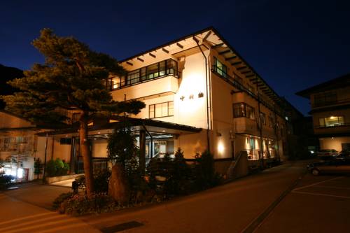 Takayama Japon reservation booking.com