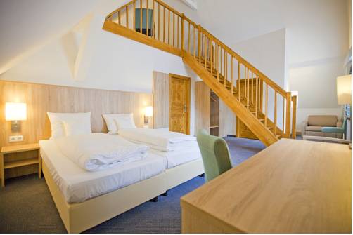 München Германия бронирование booking.com