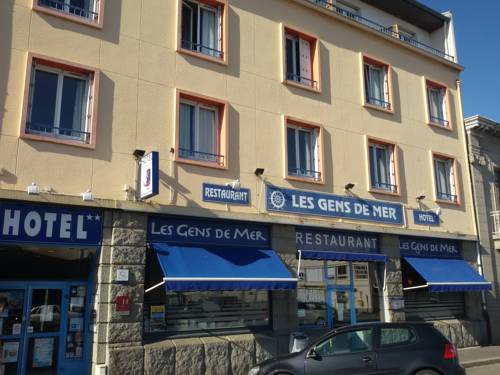 Brest France reservation booking.com