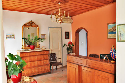 Ídhra Греция бронирование booking.com