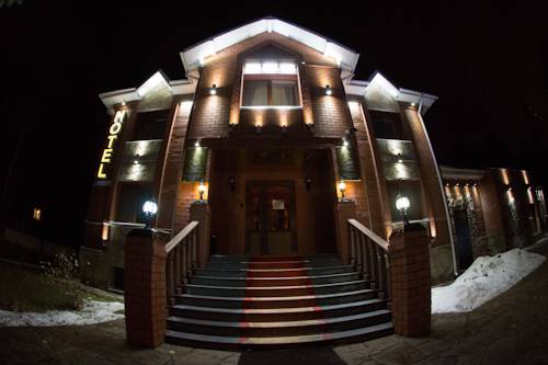 Surgut Russie reservation booking.com